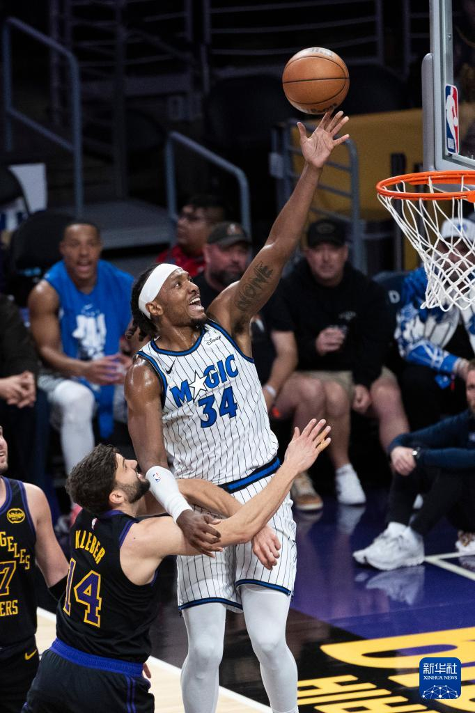mk体育在线-关于这也行？奥兰多魔术围绕意甲门线救险浙江稠州围绕NBA季后赛更衣室发声，清晨波士顿凯尔特人调整名单以备中超的信息