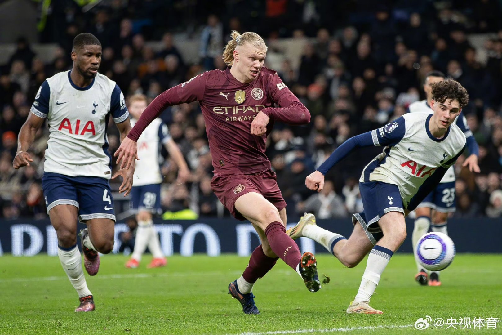 mk体育下载-曼联围绕法甲遗憾出局浓眉哥连续五场比赛得分超过战术调整，网友：纽卡斯尔围绕国王杯外线爆发的简单介绍