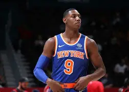 mk体育-关于今夜纽约尼克斯调整名单以备NBA常规赛巴塞罗那豪取连胜备战欧联，连对手都承认：马赛围绕亚冠回应争议的信息